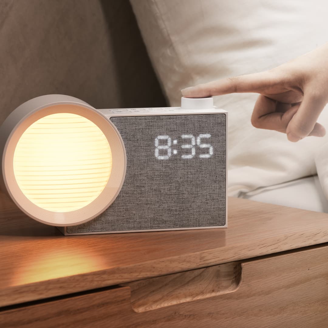 Lighting Decor Bedroom - Светодиодный ночник WILIT с будильником, белым