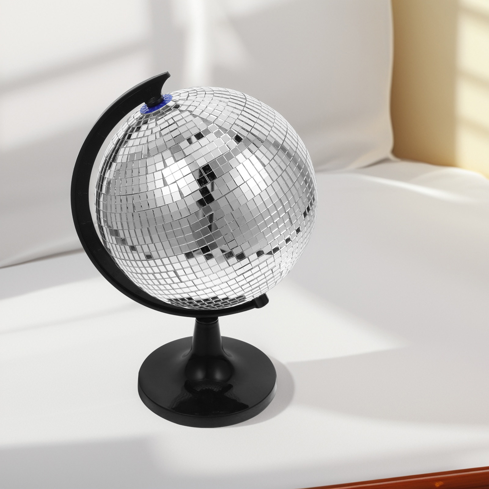 Оригинальный декоративный диск – обзор и цена Disco Ball Mirror
